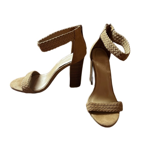 Bamboo Braided Open Toe Block Heel - Picture 10 of 10